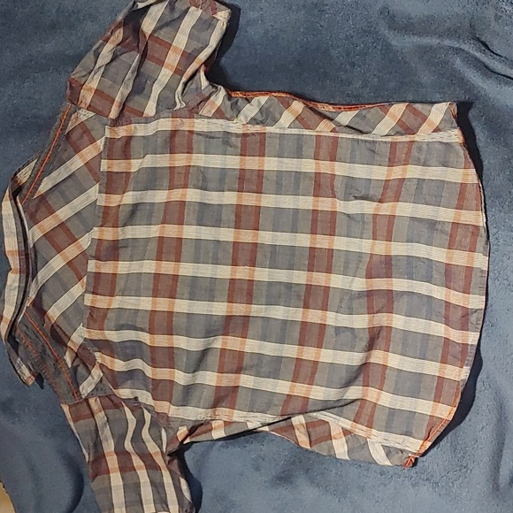 3/$50 Projek Short Sleeve Button Shirt - Picture 4 of 4